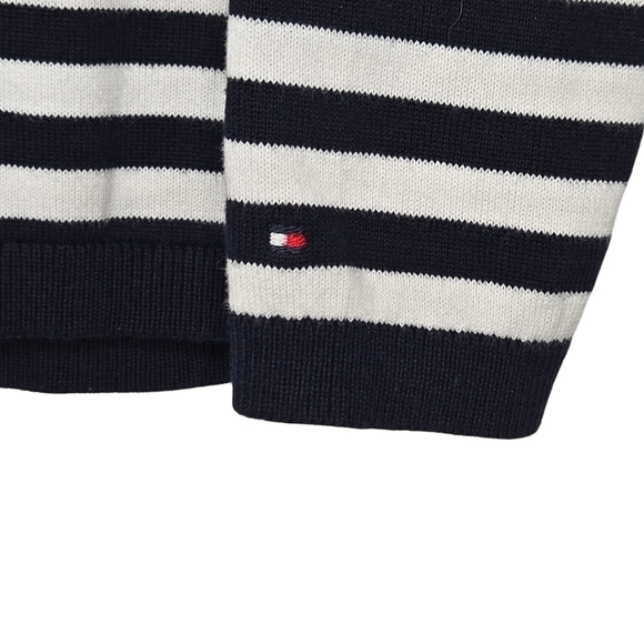 Tommy Hilfiger Petite Womens Navy Classic V Neck Knit Light Sweater Size Small - Picture 4 of 9